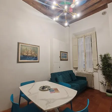 Corte Aranci Deluxe In Historic Center Of Apartment